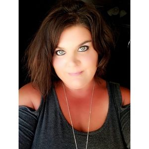 Meet your Posher, Brandi